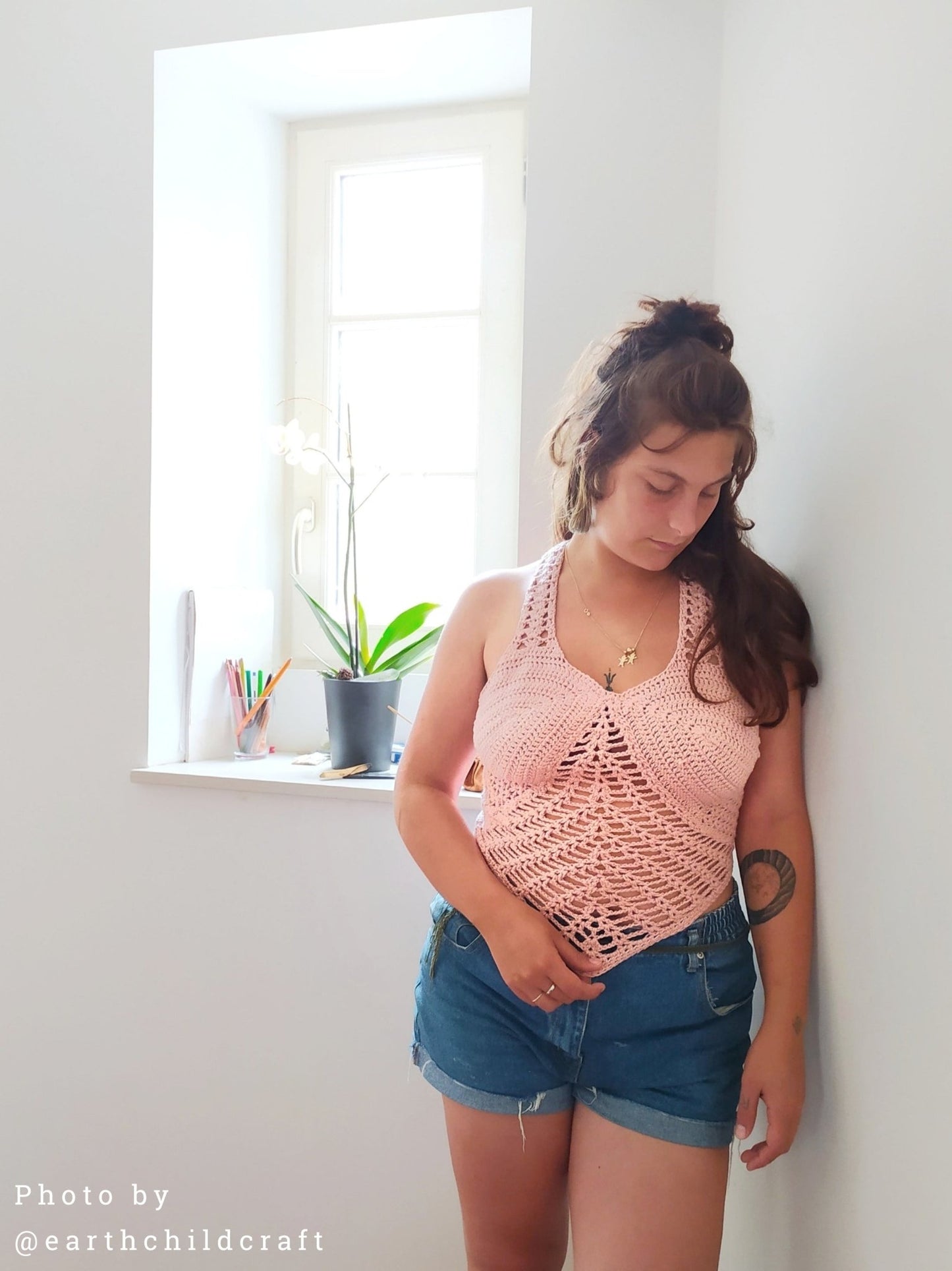 FAERIE 2in1 crochet tutorial: Lace top with V - shaped or straight hem - Maana Crafts