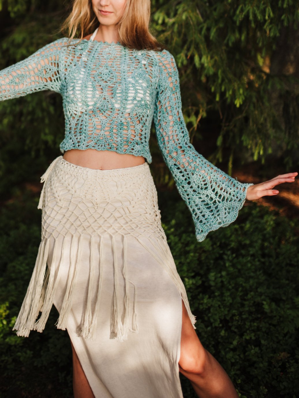 MOONFLOWER 2.0 crochet tutorial: Lace top with bell sleeves - Maana Crafts