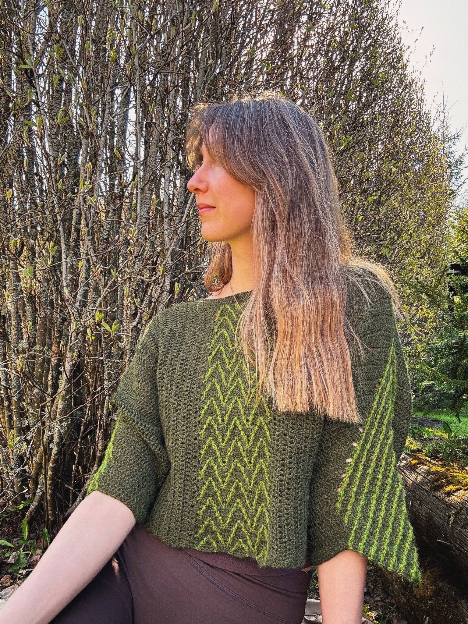NOSTALGIA crochet pattern: Long sleeve sweater with wave pattern - Maana Crafts