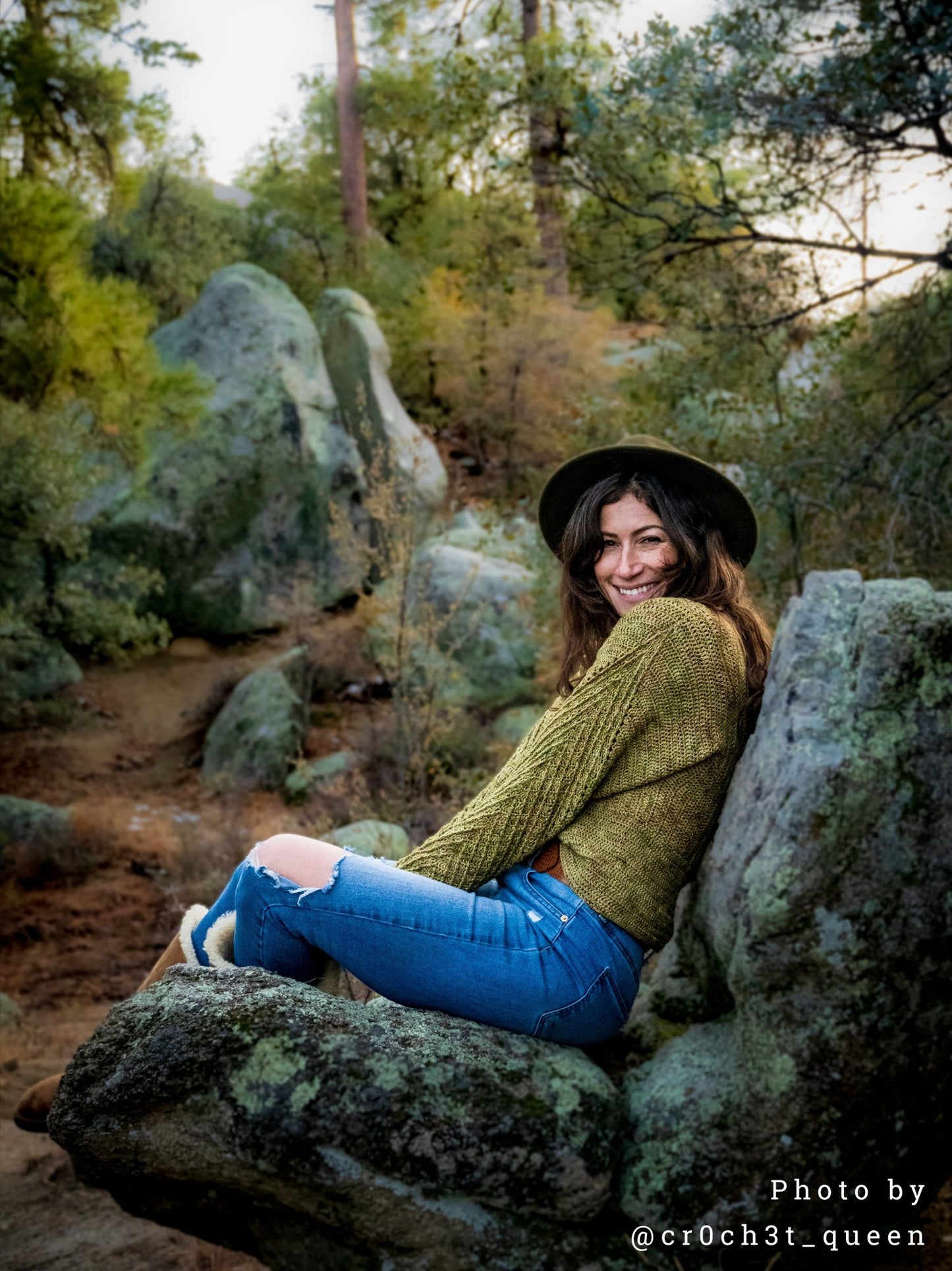 NOSTALGIA crochet tutorial: Long sleeve sweater with wave pattern - Maana Crafts