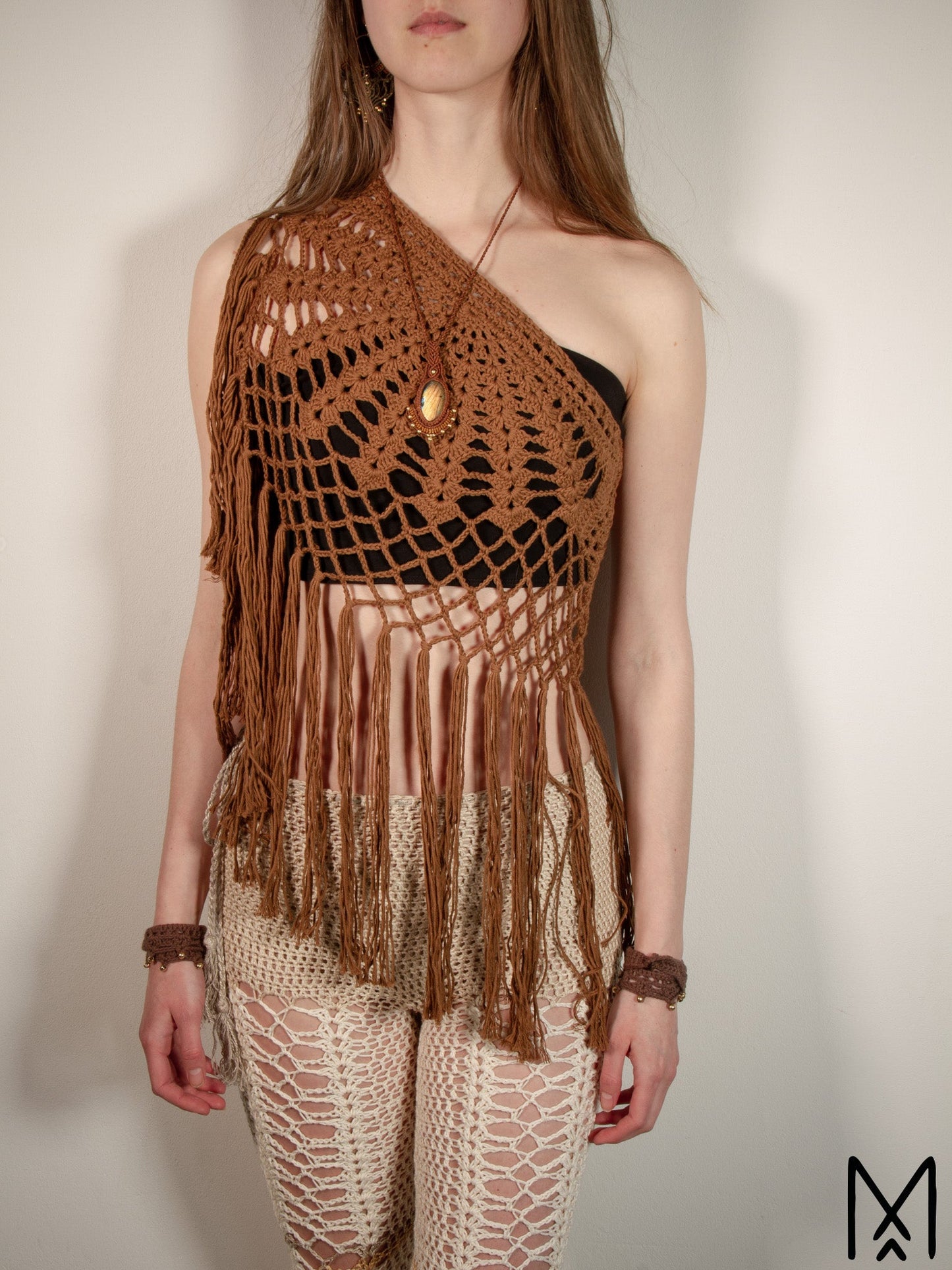 SUNDANCE crochet tutorial: Multi - way fringe skirt - Maana Crafts