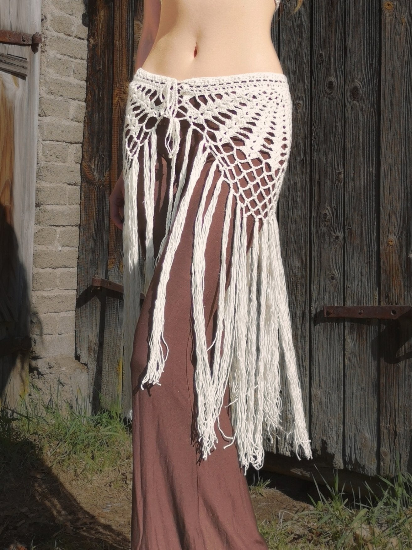 SUNDANCE crochet tutorial: Multi - way fringe skirt - Maana Crafts