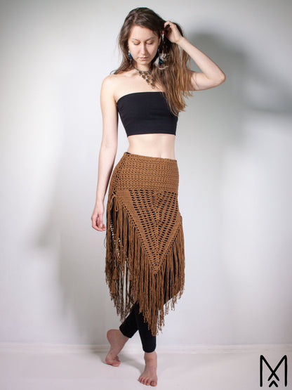 WILD THING crochet tutorial: Multi - way triangle fringe skirt - Maana Crafts